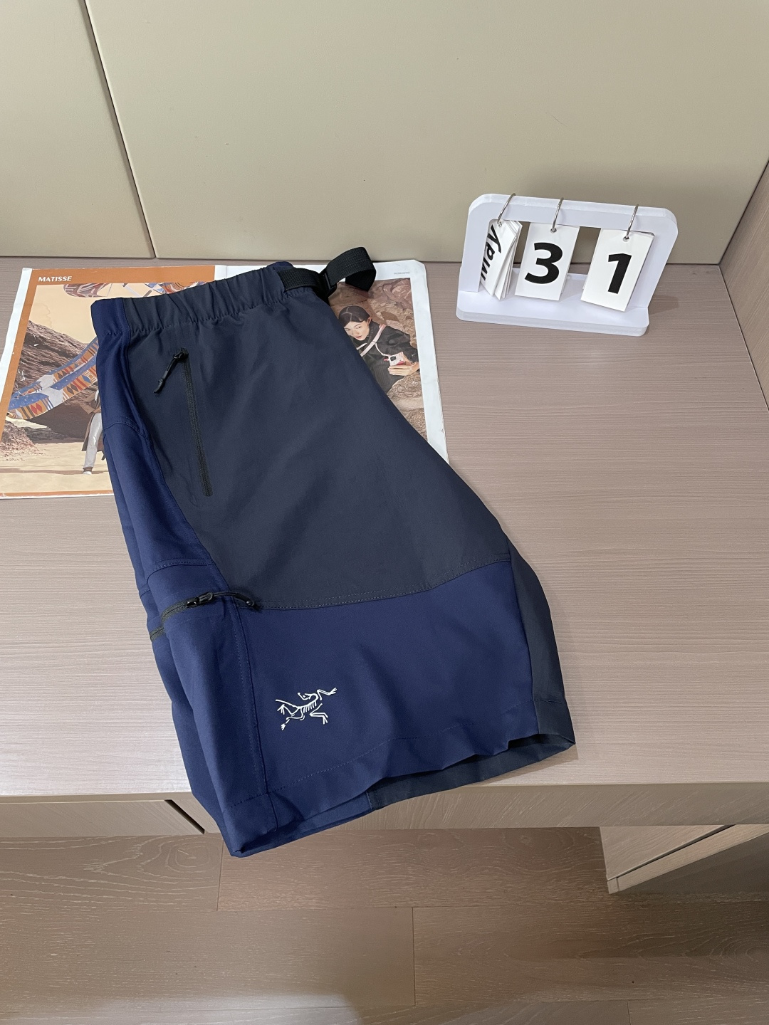 鸟家 26新品短裤  冰感速干面料，夏日体感直降3℃ 采用高弹冰丝速干面料，触感丝滑凉感，上身自带降温buff，告别夏日
