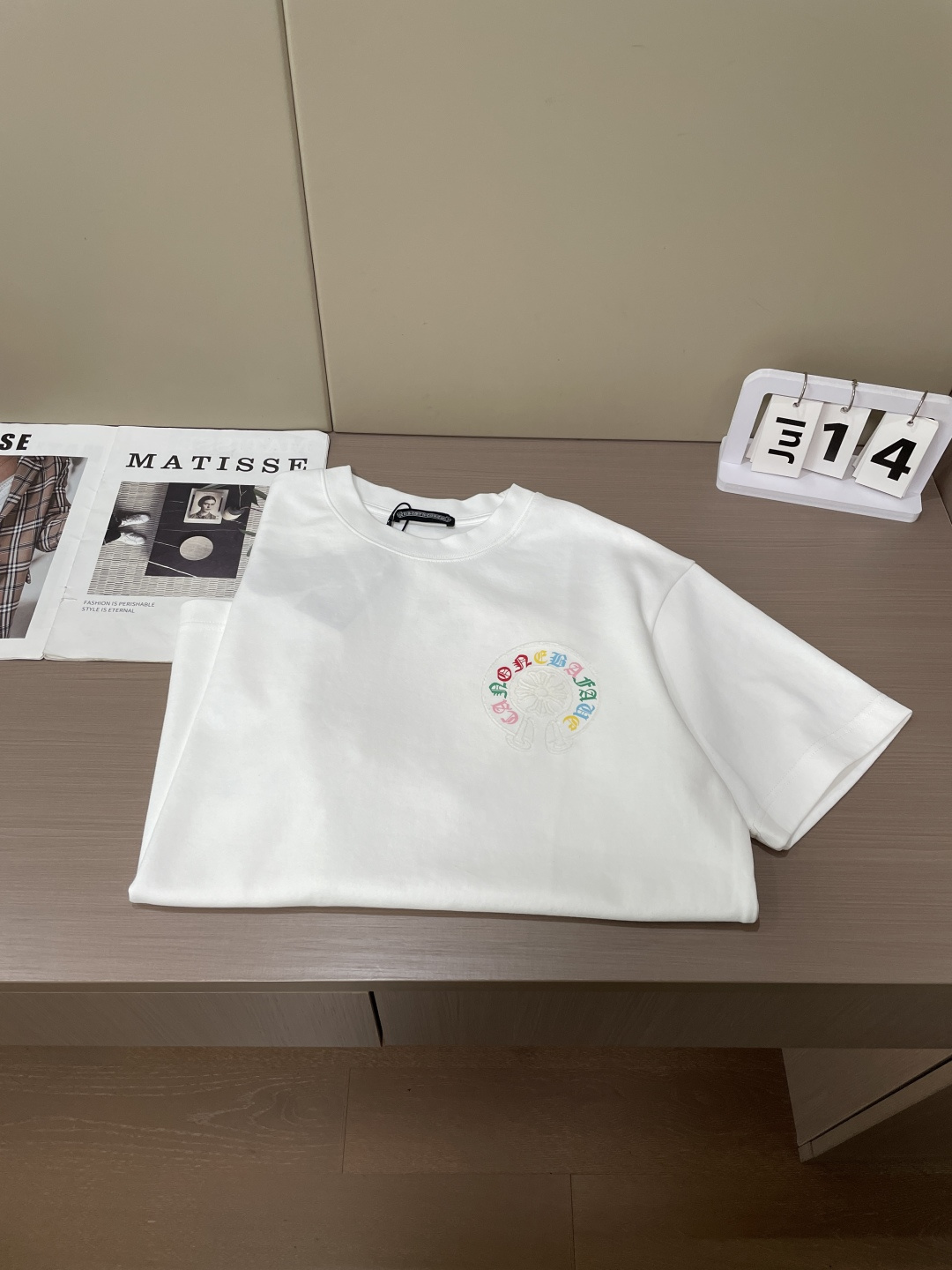 ·   克罗心 官网同款 官网同款 官网同款⚠️ 重磅推荐！2026ss夏装新品 专柜在售 最新系列图案logo短袖T恤