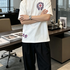 · 克罗心 官网同款 官网同款 官网同款⚠️ 重磅推荐!2026ss夏装新品 专柜在售 最新系列图案logo短袖T恤 · 克罗心 官网同款 官网同款 官网同款⚠️ 重磅推荐!2026ss夏装新品 专柜在售 最新系列图案logo短袖T恤