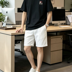 Bur 经典战马刺绣小标T恤,黑白双色刚需款。 精致彩色骑士战马刺绣,低调英伦轻奢质感,重磅纯棉软糯有型,版型宽松不挑身 Bur 经典战马刺绣小标T恤,黑白双色刚需款。 精致彩色骑士战马刺绣,低调英伦轻奢质感,重磅纯棉软糯有型,版型宽松不挑身