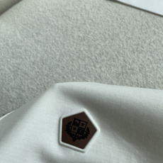 Loro piana 春夏 官网同步 熟男 轻熟男 最爱款式 经典大气百搭商务休闲Polo领T恤 采用进口双丝光珠地棉 Loro piana 春夏 官网同步 熟男 轻熟男 最爱款式 经典大气百搭商务休闲Polo领T恤 采用进口双丝光珠地棉