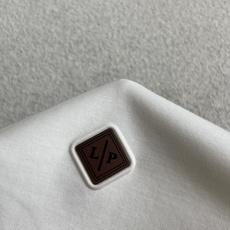 Loro piana 春夏 官网同步 熟男 轻熟男 最爱款式 经典大气百搭商务休闲Polo领T恤 采用进口双丝光珠地棉面 Loro piana 春夏 官网同步 熟男 轻熟男 最爱款式 经典大气百搭商务休闲Polo领T恤 采用进口双丝光珠地棉面