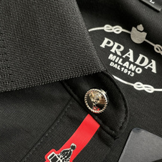 Prad 2026春夏 官网同步 熟男 轻熟男 最爱款式 经典大气百搭商务休闲Polo领T恤 采用进口双丝光珠地棉面料 Prad 2026春夏 官网同步 熟男 轻熟男 最爱款式 经典大气百搭商务休闲Polo领T恤 采用进口双丝光珠地棉面料