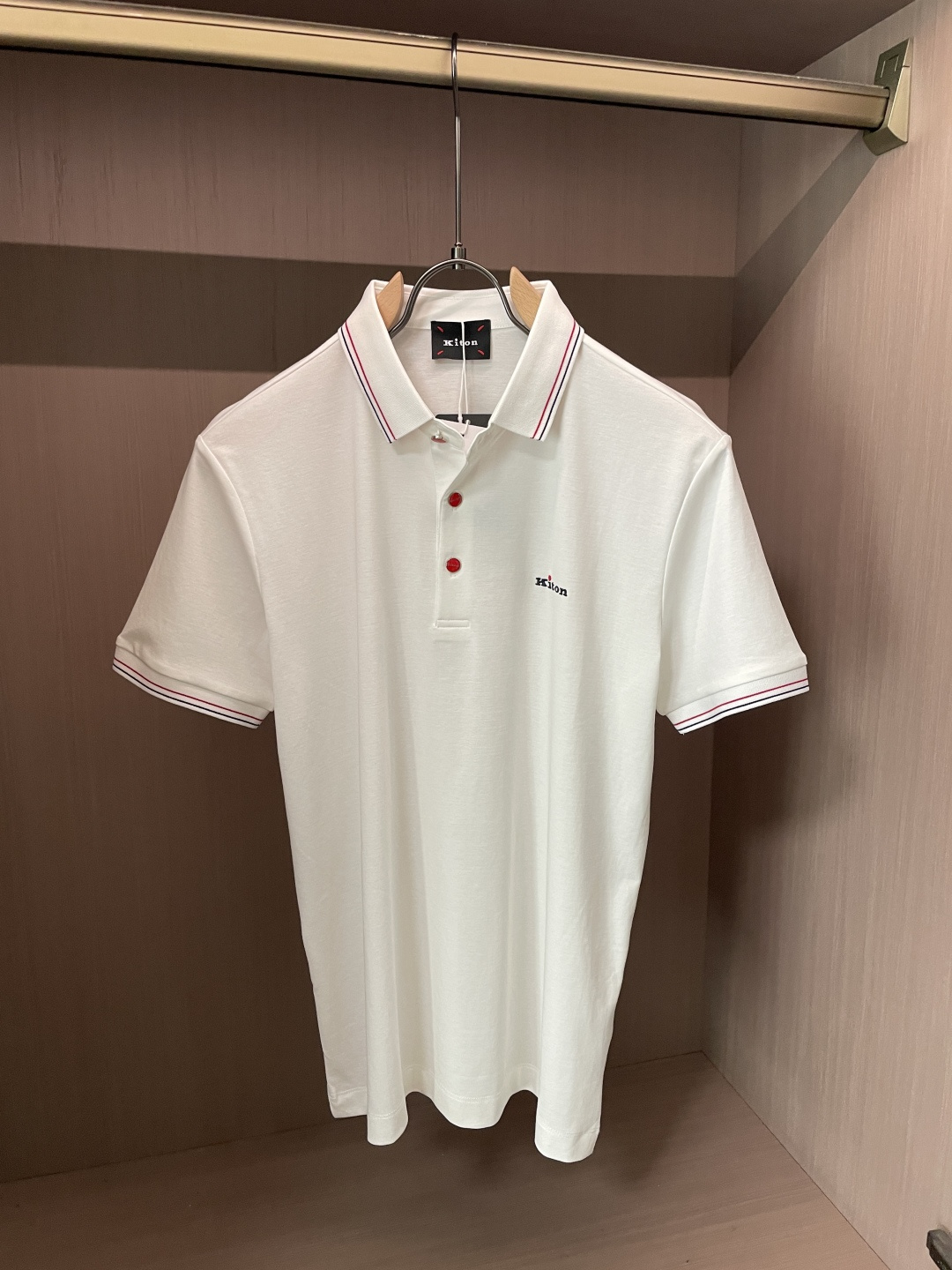 Kiton 2026春夏 官网同步 熟男 轻熟男 最爱款式 经典大气百搭商务休闲Polo领T恤 采用进口双丝光珠地棉面料