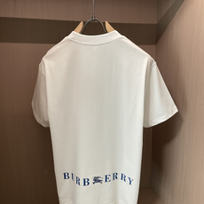 Bur 2026春夏款/官网同步 面料采用重磅纯棉精梳棉面料,OS宽松版型,上身版型超正!日常百搭,衣橱必备单品! 尺 Bur 2026春夏款/官网同步 面料采用重磅纯棉精梳棉面料,OS宽松版型,上身版型超正!日常百搭,衣橱必备单品! 尺