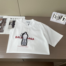 巴黎 2026春夏款/官网同步 面料采用重磅纯棉精梳棉面料,OS宽松版型,上身版型超正!日常百搭,衣橱必备单品! 尺码 巴黎 2026春夏款/官网同步 面料采用重磅纯棉精梳棉面料,OS宽松版型,上身版型超正!日常百搭,衣橱必备单品! 尺码