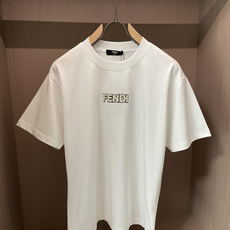 FD 2026春夏款/官网同步 面料采用重磅纯棉精梳棉面料,OS宽松版型,上身版型超正!日常百搭,衣橱必备单品! 尺码 FD 2026春夏款/官网同步 面料采用重磅纯棉精梳棉面料,OS宽松版型,上身版型超正!日常百搭,衣橱必备单品! 尺码