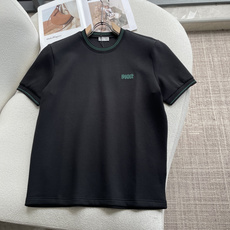 Dior 2026秋冬 男士短袖 专柜的最经典系列 最简单基础的经典款 很简单 重点看面料这次我们拿到的原厂面料!客供面 Dior 2026秋冬 男士短袖 专柜的最经典系列 最简单基础的经典款 很简单 重点看面料这次我们拿到的原厂面料!客供面