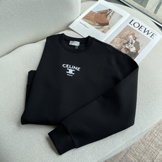 Celine 2026秋冬专柜新款 时尚休闲打底衫长袖T恤,精选进口高密度双面拉架棉面料,精致原版logo打造,舒适性与 Celine 2026秋冬专柜新款 时尚休闲打底衫长袖T恤,精选进口高密度双面拉架棉面料,精致原版logo打造,舒适性与