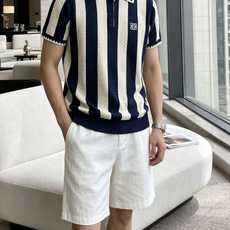 🌿Loewe 复古竖条纹半拉链针织Polo|少年感直接拉满 森林绿、藏青两色,经典配色自带慵懒高级的腔调✨ 整件是精致的 🌿Loewe 复古竖条纹半拉链针织Polo|少年感直接拉满 森林绿、藏青两色,经典配色自带慵懒高级的腔调✨ 整件是精致的