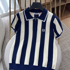 🌿Loewe 复古竖条纹半拉链针织Polo|少年感直接拉满 森林绿、藏青两色,经典配色自带慵懒高级的腔调✨ 整件是精致的 🌿Loewe 复古竖条纹半拉链针织Polo|少年感直接拉满 森林绿、藏青两色,经典配色自带慵懒高级的腔调✨ 整件是精致的