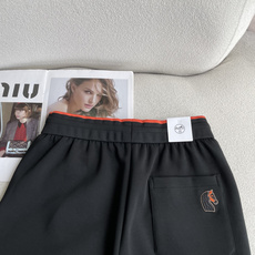 爱🐎仕 2026秋冬贸易公司全品相订单,保暖有型,客供针织纯棉混纺面料,手感软糯舒适,垂感好,搭配松紧腰直脚休闲裤 经典 爱🐎仕 2026秋冬贸易公司全品相订单,保暖有型,客供针织纯棉混纺面料,手感软糯舒适,垂感好,搭配松紧腰直脚休闲裤 经典