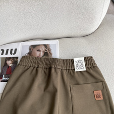Loewe 2026秋冬贸易公司全品相订单,保暖有型,客供针织纯棉混纺面料,手感软糯舒适,垂感好,搭配松紧腰直脚休闲裤 Loewe 2026秋冬贸易公司全品相订单,保暖有型,客供针织纯棉混纺面料,手感软糯舒适,垂感好,搭配松紧腰直脚休闲裤