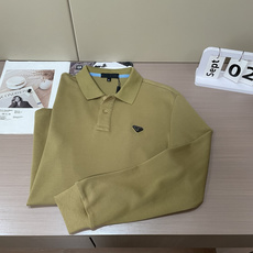 26Fw秋冬季节出品新品 Prad 男士高端成衣系列时尚轻奢经典时尚翻领长袖!纯色系列新款Polo衫,轻奢商务休闲气质高 26Fw秋冬季节出品新品 Prad 男士高端成衣系列时尚轻奢经典时尚翻领长袖!纯色系列新款Polo衫,轻奢商务休闲气质高