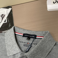 26Fw秋冬季节出品新品 TOMMY 男士高端成衣系列时尚轻奢经典时尚翻领长袖!纯色系列新款Polo衫,轻奢商务休闲气质 26Fw秋冬季节出品新品 TOMMY 男士高端成衣系列时尚轻奢经典时尚翻领长袖!纯色系列新款Polo衫,轻奢商务休闲气质