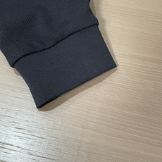 26Fw秋冬季节出品新品 Lv男士高端成衣系列时尚轻奢经典时尚翻领长袖!纯色系列新款Polo衫,轻奢商务休闲气质高雅款, 26Fw秋冬季节出品新品 Lv男士高端成衣系列时尚轻奢经典时尚翻领长袖!纯色系列新款Polo衫,轻奢商务休闲气质高雅款,