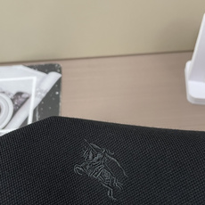 26Fw秋冬季节出品新品 BUR男士高端成衣系列时尚轻奢经典时尚翻领长袖!纯色系列新款Polo衫,轻奢商务休闲气质高雅款 26Fw秋冬季节出品新品 BUR男士高端成衣系列时尚轻奢经典时尚翻领长袖!纯色系列新款Polo衫,轻奢商务休闲气质高雅款