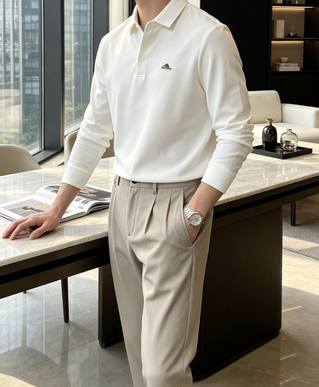 26FW秋冬｜Loro Piana男士长袖Polo衫 甄选细腻高端针织面料，触感软糯顺滑，垂感出色，上身透气不闷。 左胸
