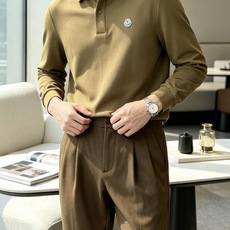 26FW秋冬|Moncler男士长袖Polo衫 三色可选|卡其/橙红/黑色 甄选高支珠地棉面料,触感细腻挺括,透气亲肤, 26FW秋冬|Moncler男士长袖Polo衫 三色可选|卡其/橙红/黑色 甄选高支珠地棉面料,触感细腻挺括,透气亲肤,