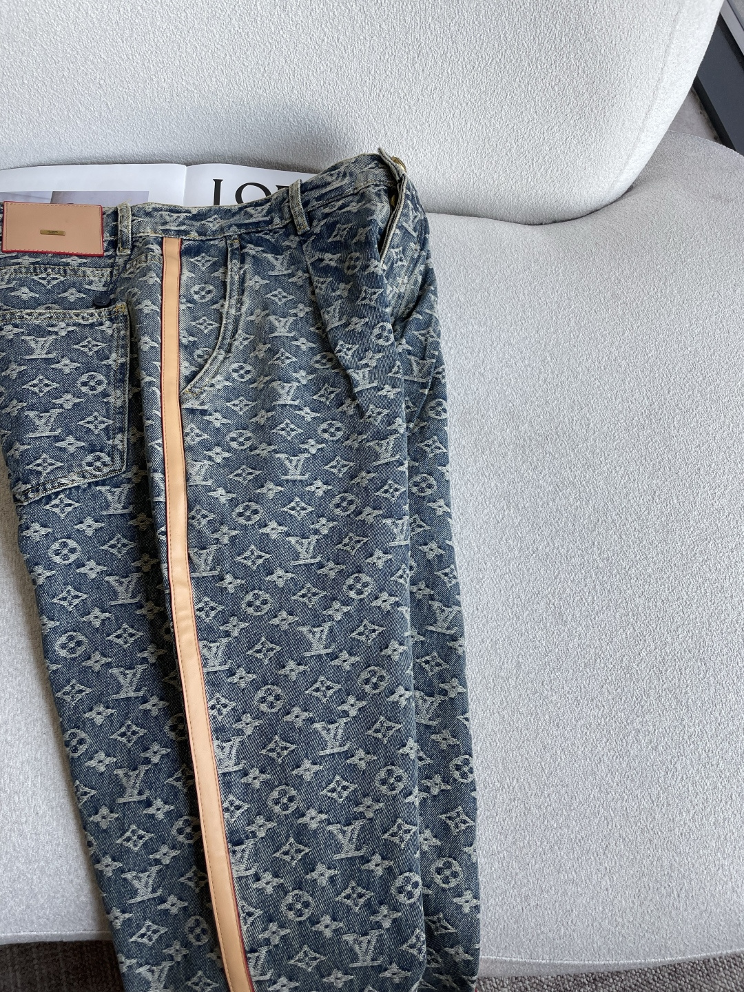 Lv 原版1:1顶级版本，追求品质的，可以入手，好货只有一批 尺码30-36 
