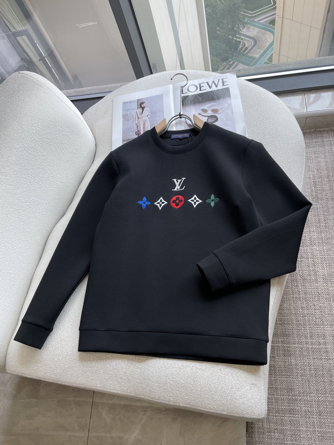 Lv  2026ss秋冬新品卫衣  高端品质 版型面料五金都是专柜1:1定制 面料是用的100%液氨空气层棉面料 身上帅