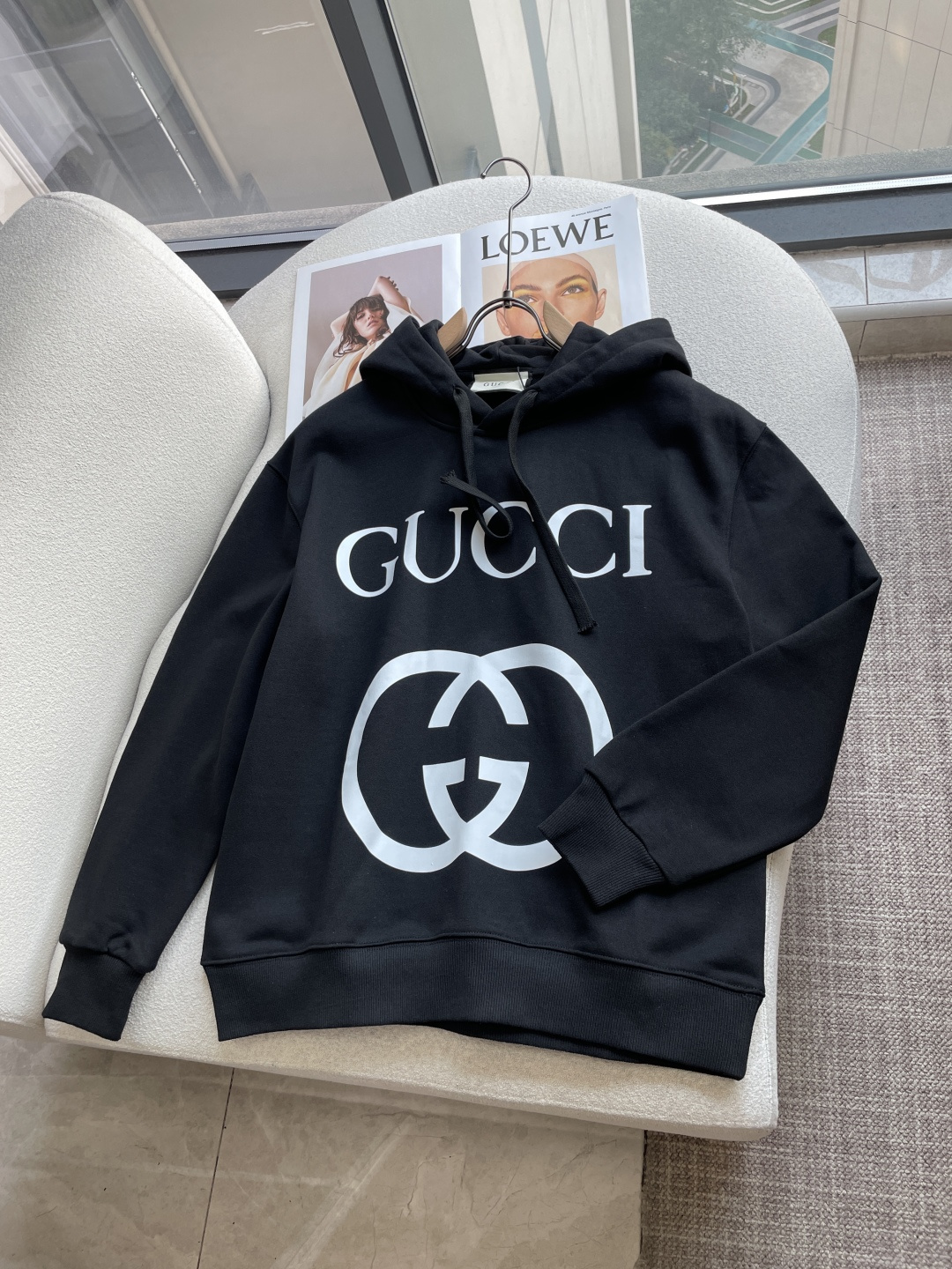 Gucc 26秋冬连帽卫衣，420g高克重面料，拿到手就能感受到扎实垂感✨ 不易软塌变形，oversize宽松落肩版型 