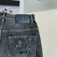 克罗心 新款来袭🔥爆款新品 有售 实体店极品牛仔裤🐂原版好货,适合各个年龄段。市场最高版本的欧洲进口面料。简单阔腿裤,舒 克罗心 新款来袭🔥爆款新品 有售 实体店极品牛仔裤🐂原版好货,适合各个年龄段。市场最高版本的欧洲进口面料。简单阔腿裤,舒