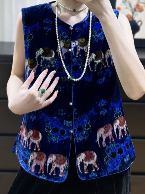 Elegant Peacock Blue Silk Velvet Vest with Elephant Print - Vintage Style 1 Elegant Peacock Blue Silk Velvet Vest with Elephant Print - Vintage Style