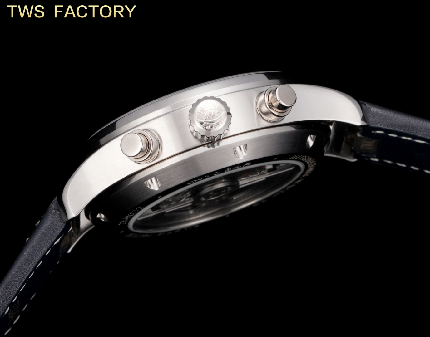 “New IWC Pilot IW388108 Watch: Titanium Effect, 7750 Movement, Horse Oil Green Trend – Complete Review” - 图片 7