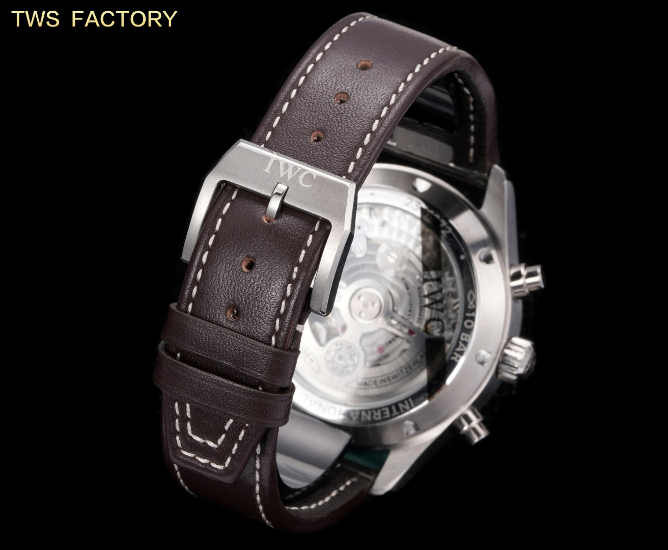 IWC New Pilot IW388108: Titanium Effect, Classic Design, Enhanced Power Storage - 图片 8