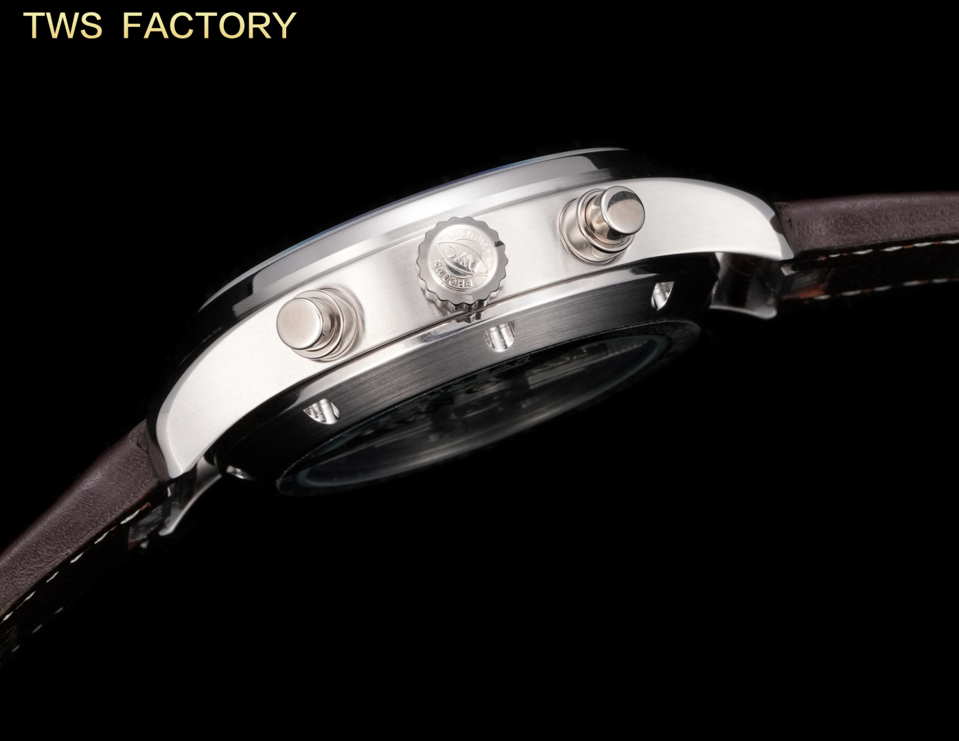 IWC New Pilot IW388108: Titanium Effect, Classic Design, Enhanced Power Storage - 图片 7