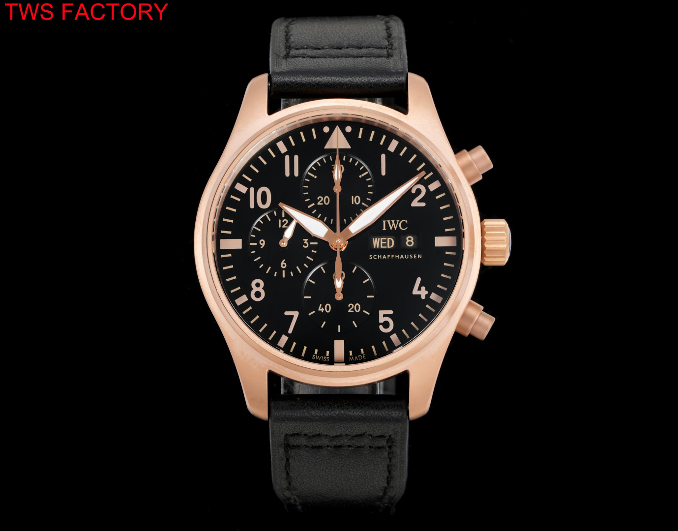 NO:586019,TWS Factory's new IWC Bronze Gold Chronograph Spitfire IW387907. In May, IWC Schaffhausen and IWC joined hands with the 'MR PORTER 10th Anniversary' special edition, a limited edition to commemorate the 10th anniversary of the well-known fashion e-commerce brand. The watch has a unique color scheme, combining a bronze gold case with black, blue, and green  The dial and soft Alcantara strap are very military style, while giving people a more casual look. The golden Arabic numerals and the warm bronze gold case perfectly complement each other, and are in sharp contrast with the fluorescent inlays on the hands. The diameter of the watch is 43 mm, and the built-in movement is robust, reliable and accurate. In addition, the movement can provide a 72-hour power reserve!  ,,iwc19860909TWS Factory 新款万国青铜金计时喷火战机IW387907,5月份沙夫豪森IWC万国携手“MR PORTER 10周年”特别版,限量发行以纪念这家知名时尚电商品牌成立10周年,该腕表独一无二的配色方案,结合青铜金表壳与黑色 蓝色 绿色 表盘及柔软的Alcantara表带,极具军事风范,同时给人以更加休闲的观感,金色阿拉伯数字和暖色青铜金表壳完美互补,并与指针上的荧光嵌饰形成鲜明对比,腕表直径43毫米,内置机芯,稳健,可靠与精准,另外,机芯可提供72小时动力储存！,,iwc,Watch