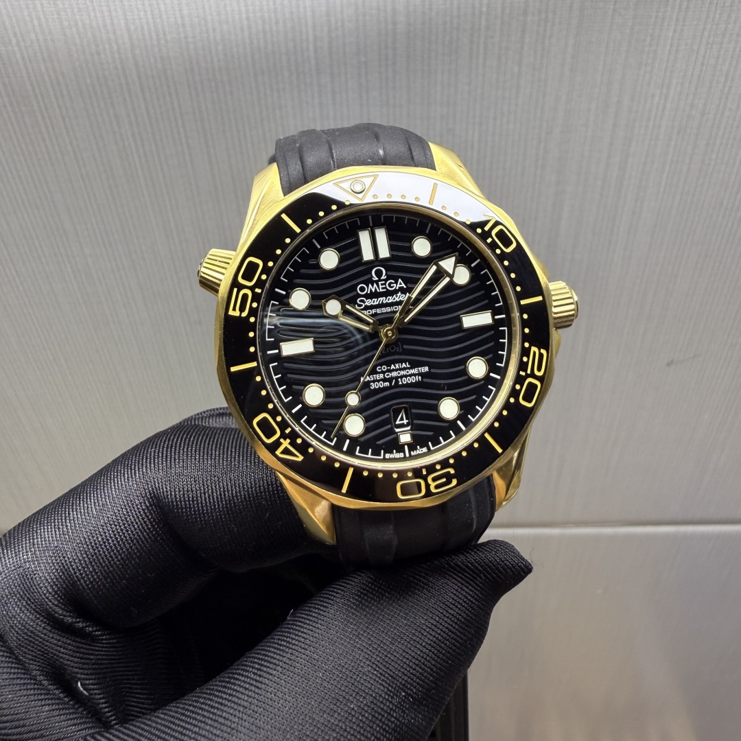 NO:586060,Haima new color A goods,19860909海马 新配色A货,,Watch