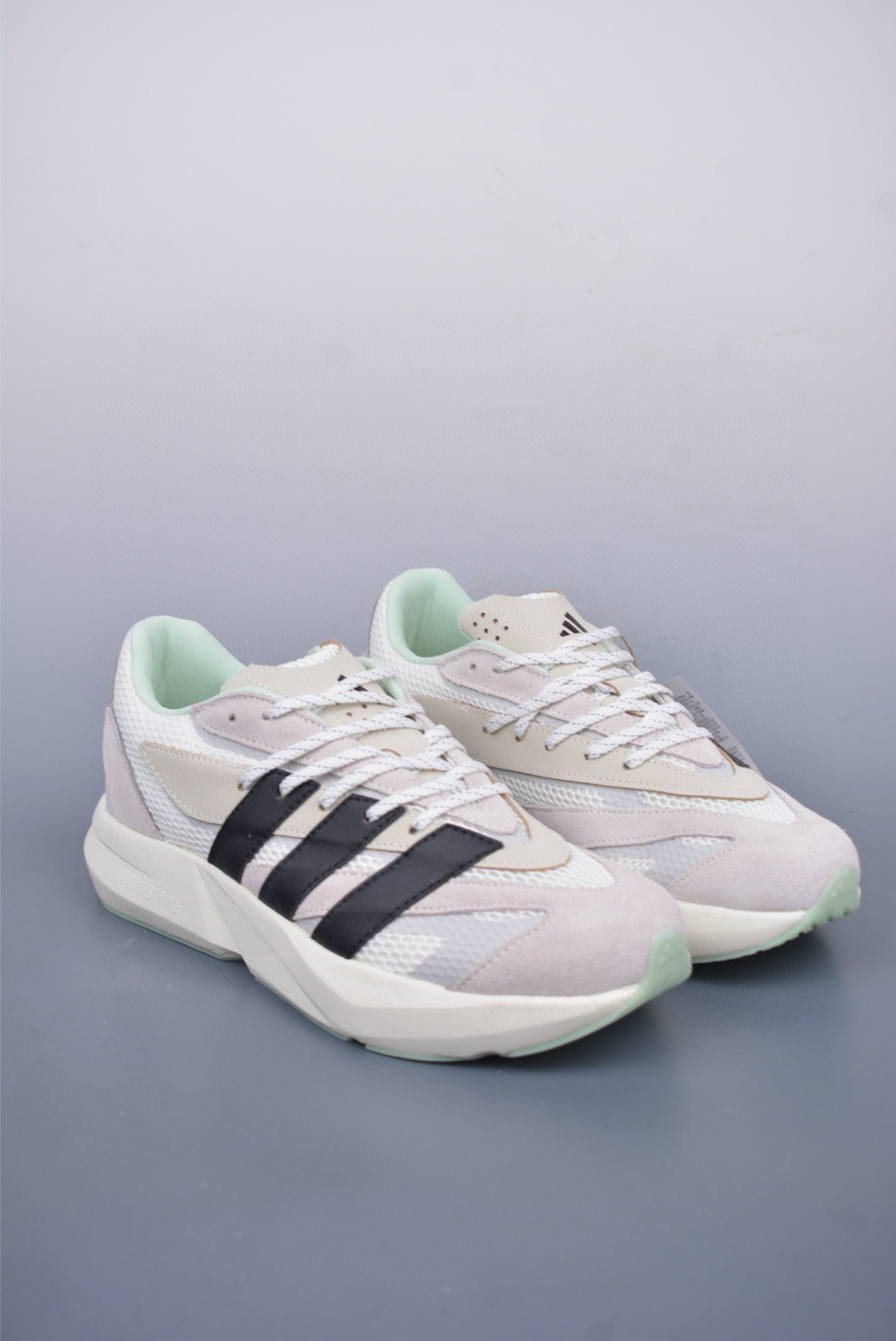 180 Adidas Lightblaze 阿迪透气跑步鞋 麂皮网面拼接 JP8363
