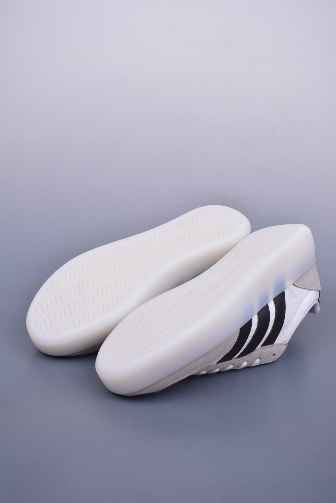 Adidas Barreda Decode 阿迪舒适减震低帮休闲板鞋 JI2315