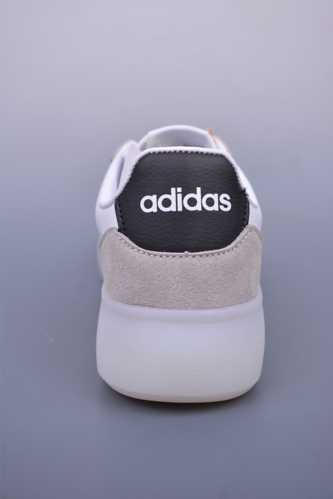 Adidas Barreda Decode 阿迪舒适减震低帮休闲板鞋 JI2315