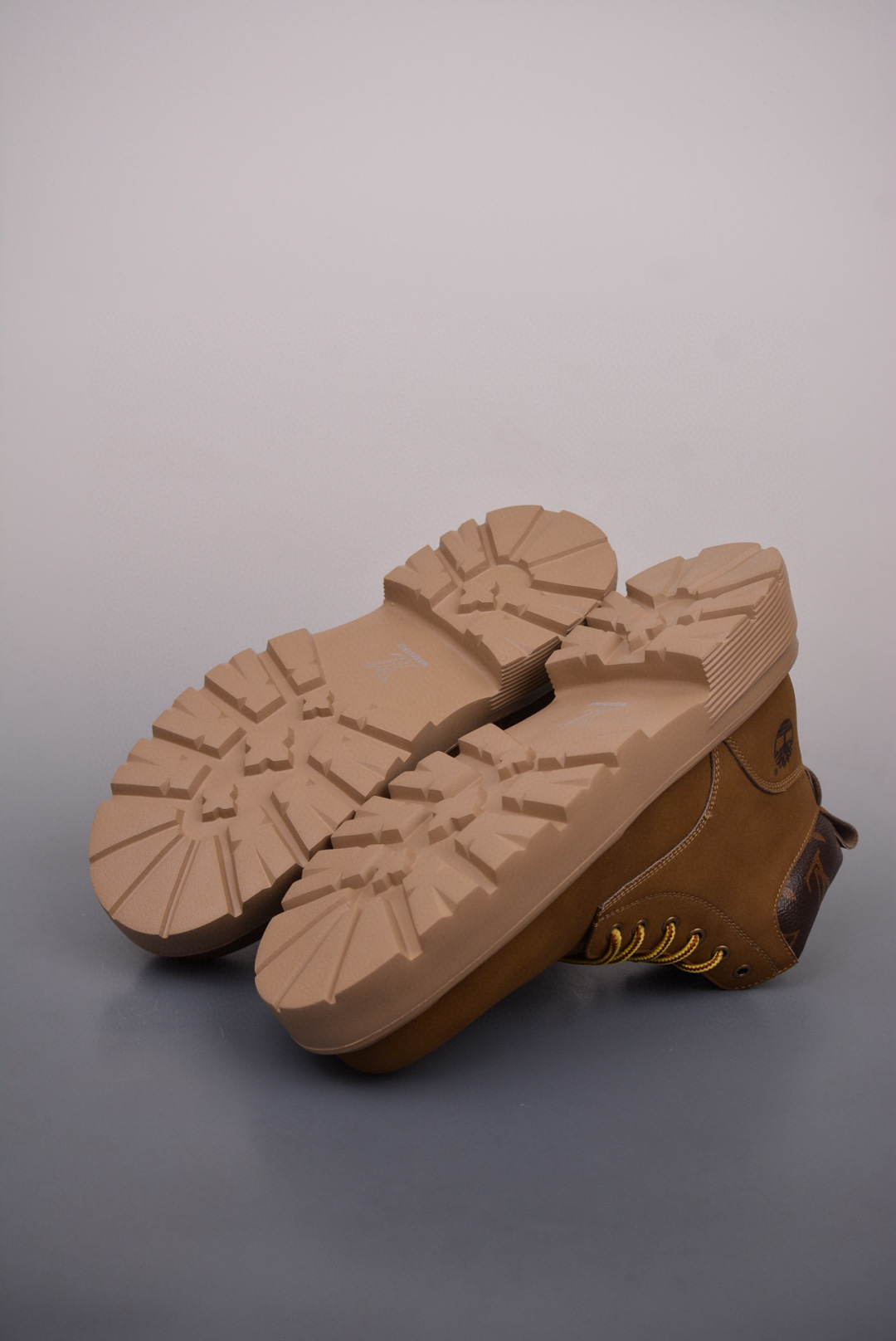 Timberland x Lv Collaboration Boots - Premium Leather, Modern Style 4 cmp i1760976748483 3438 0 2