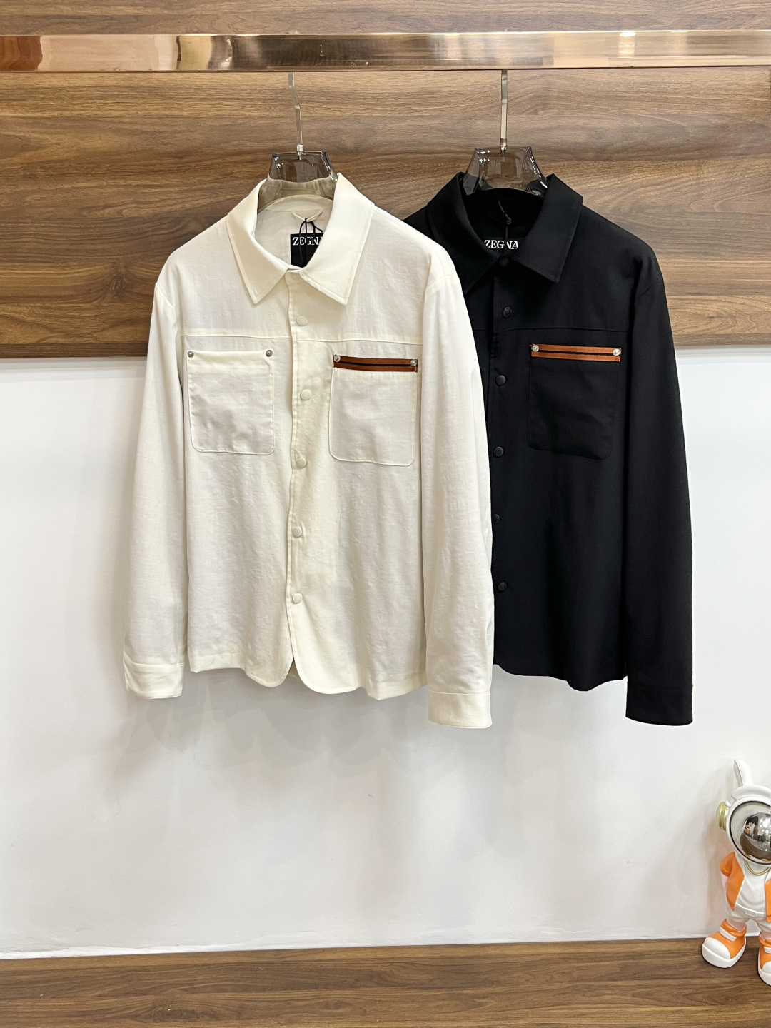 NO:120387,The main recommendation Zegna 2025ss early spring new style released Zegna lapel jacket, spring jacket!  Wearing it is comfortable and slim, lazy and casual, combined with clean and simple colors, it is particularly pleasing to look at, suitable for daily wear~ I love to launch sports items embellished with vitality prints to welcome the arrival of the warm season. Size M-3XL is complete with three standards, shipped the next day, the new H2025 model is first released, zegna, jackets & coats, jackets & coats, alexander wang19860909主推 Zegna 2025ss早春新款发布杰尼亚翻领夹克外套,春款外套！穿上就是舒适自在又显瘦的存在,慵懒而随性,结合干净简单的色系就特别耐看,适合日常穿着~倾情推出缀饰活力印花的运动单品,迎接温暖季节的到来. 尺码M-3XL 三标齐全 隔天出货 H2025新款首发,,zegna,jackets & coats,jackets & coats,alexander wang,Men's clothing