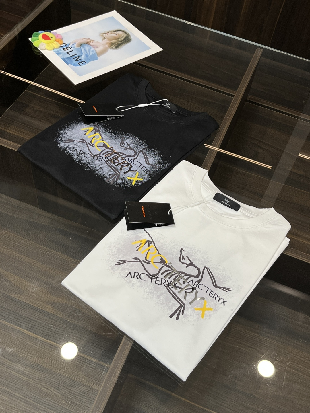 NO:127843,The main recommendation is Archaeopteryx exclusively for the new spring Archaeopteryx fashionable round neck short sleeves, pure cotton fabric original single craft high-end European version original single T-shirt, trendy and fashionable casual half-sleeved, high breathable and comfortable, impeccable details, brand element design concept, reflecting high quality. It presents casual cut, and the upper body style is superb!  Code Number M-XXXL H2025 new model first release, arc'teryx, T-shirt,tees, t-shirt,alexander wang19860909主推 始祖鸟 独家专供春季新款始祖鸟时尚休闲圆领短袖,纯棉面料原单工艺高端欧版原单T恤,潮流时尚休闲半袖 透气舒适度高,细节无可挑剔,品牌元素设计理念,体现高品质.呈现休闲裁剪,上身版型超赞！码数M-XXXL H2025新款首发,arc'teryx,T-shirt,tees，t-shirt,alexander wang,Men's clothing