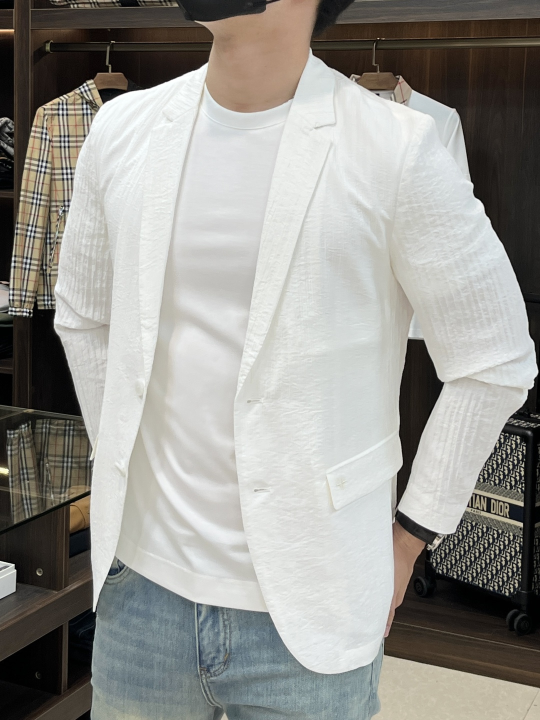 New Spring Edition of P1125 Dior 2025s Leisure Suit with Vibrant Colors - 图片 3