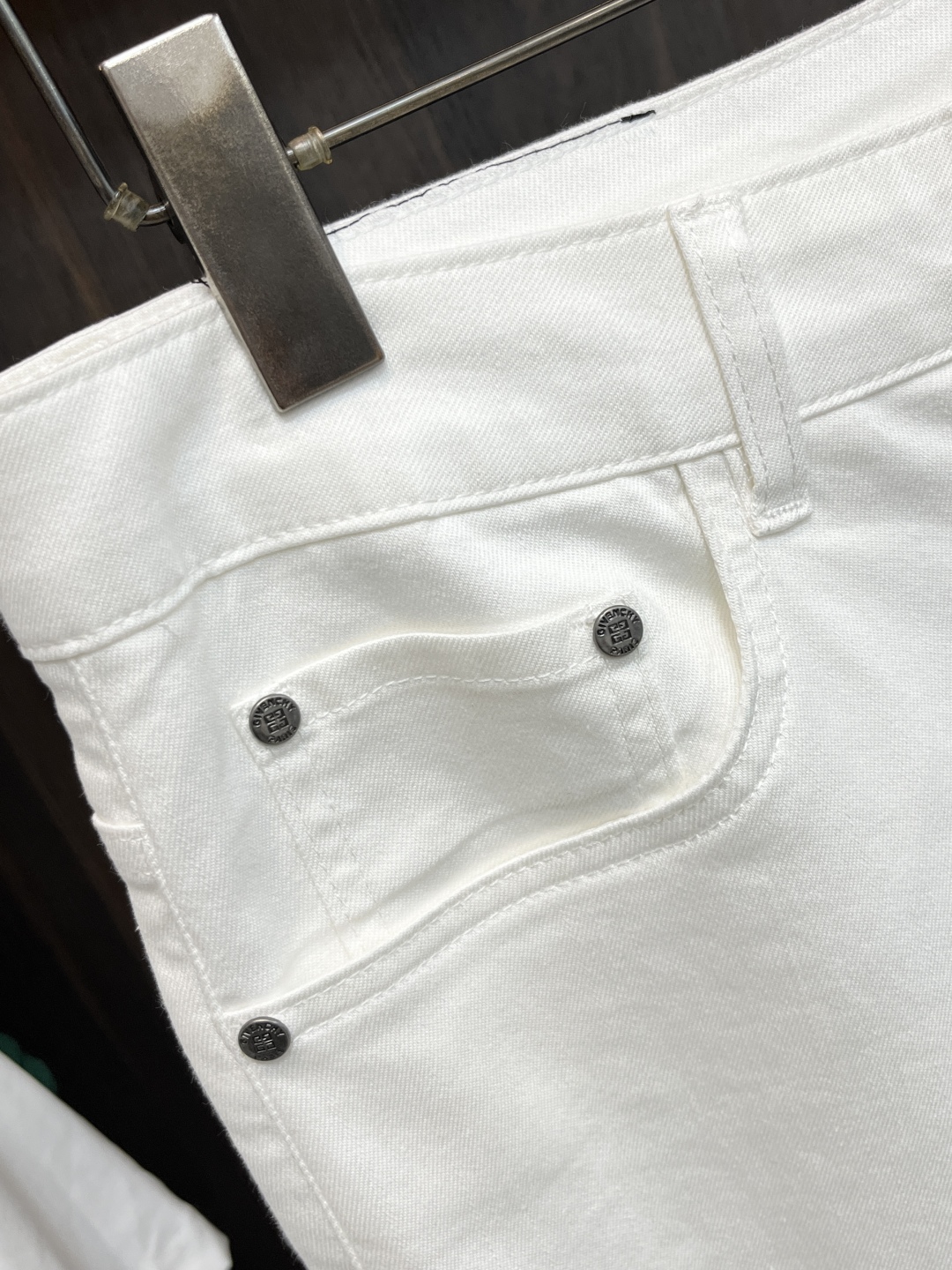 Givenchy 2025 Spring Exclusive Fashion Pants: High-End European Monotonic Style - 图片 8