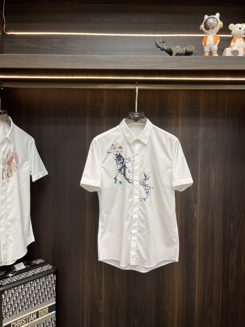 Designer Cotton Short Sleeve Shirt with Floral Print | Luxury Men's Fashion 1 Designer Cotton Short Sleeve Shirt with Floral Print | Luxury Men's Fashion