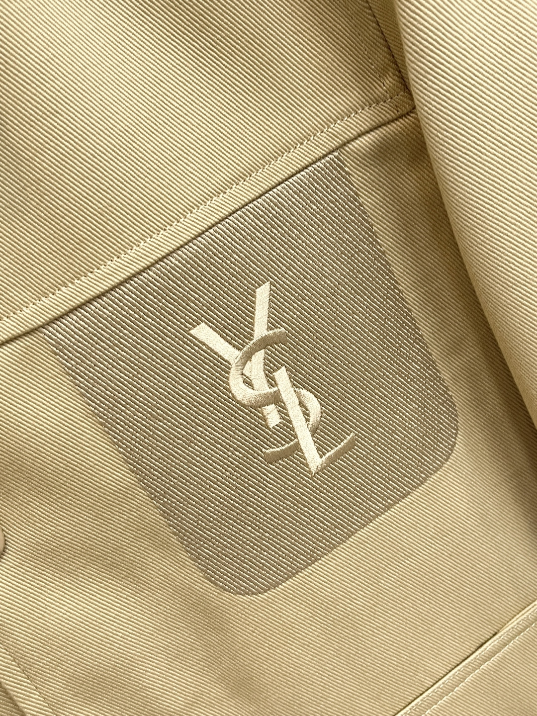 YSL 2025s Fall Coat: Comfortable, Stylish, and Durable for Daily Wear - 图片 8