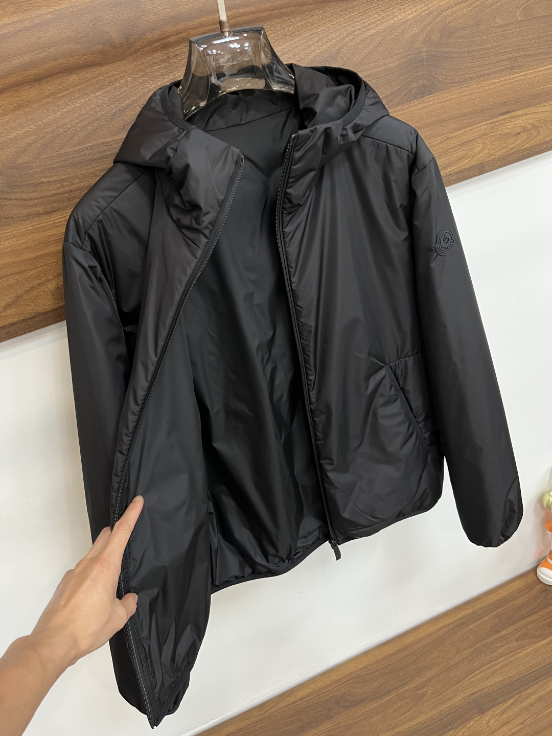 Moncler Women's Lightweight Hooded Jacket - Fall Essential, Comfortable Fit 4 cmp i1755598165023 8622 0 2