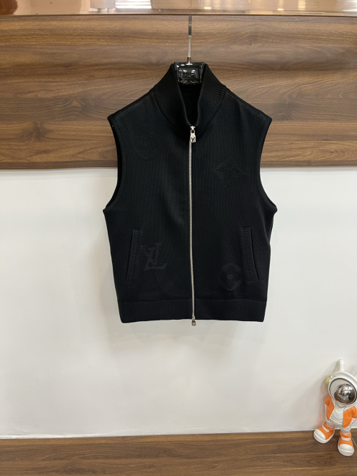 Louis Vuitton 2025SS Black Wool Knit Vest Stand Collar Sleeveless Jacket 1 Louis Vuitton 2025SS Black Wool Knit Vest Stand Collar Sleeveless Jacket
