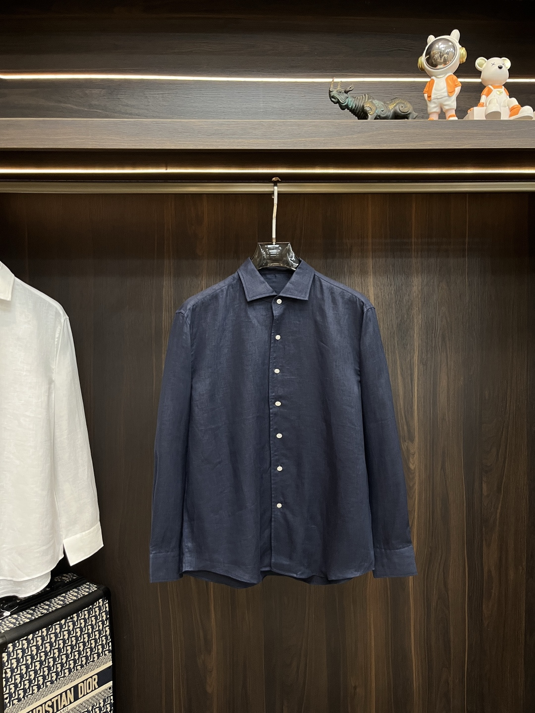 NO:526526,The main recommendation of Armani 2025 autumn and winter new shirt Armani men's must-have long-sleeved shirt, high-end light luxury boutique natural linen shirt. Comfortable and breathable, original single and ruthless, original fabric, soft and comfortable, high-end and luxurious upper body, sufficiently styled class, this shirt is proud to make you satisfied and face! Size 38-40-42-44-46-48 New H2025 launch,,armani,armani,shirts,alexander wang19860909主推 Armani 2025秋冬新款衬衫阿玛尼男士必备款长袖衬衫,高端轻奢精品天然亚麻衬衫.舒服透气,原单狠货,原版面料,柔软舒适,上身高端又奢华,足够场面的档次,这款衬衫无不骄傲的让你满意有面子! 尺码38-40-42-44-46-48 H2025新款首发,,armani,armani,shirts,alexander wang,Men's clothing