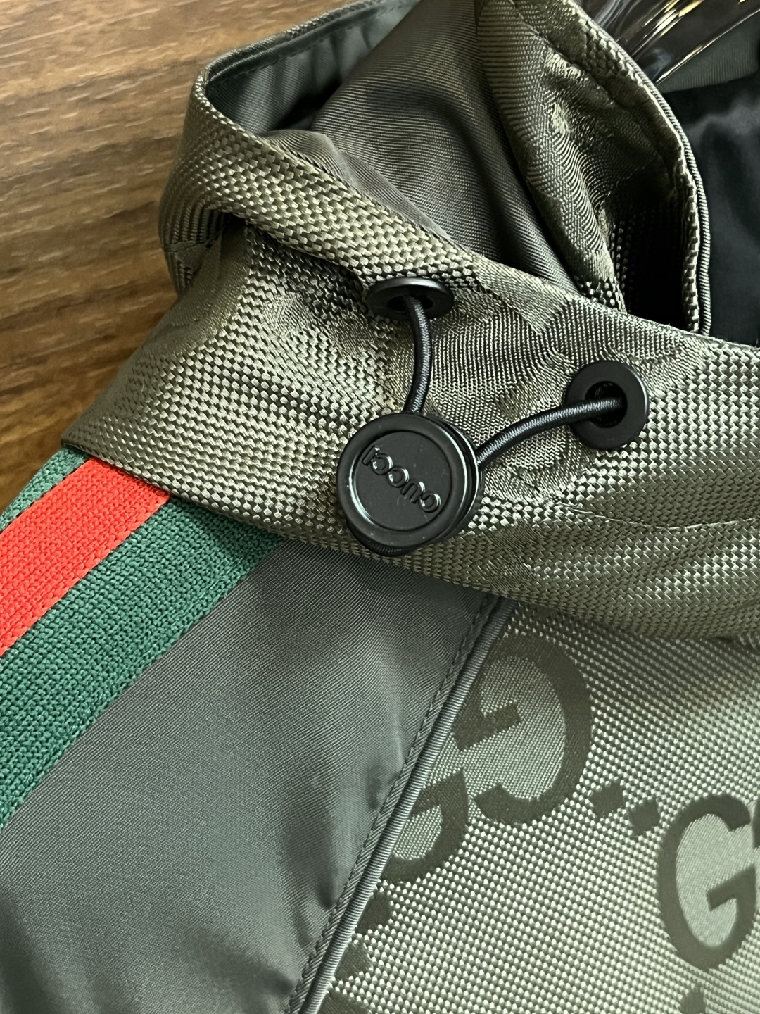 Gucci GG Jacquard Hooded Jacket: Lightweight & Stylish Autumn Essential 9 cmp i1755800495448 1139 0 7