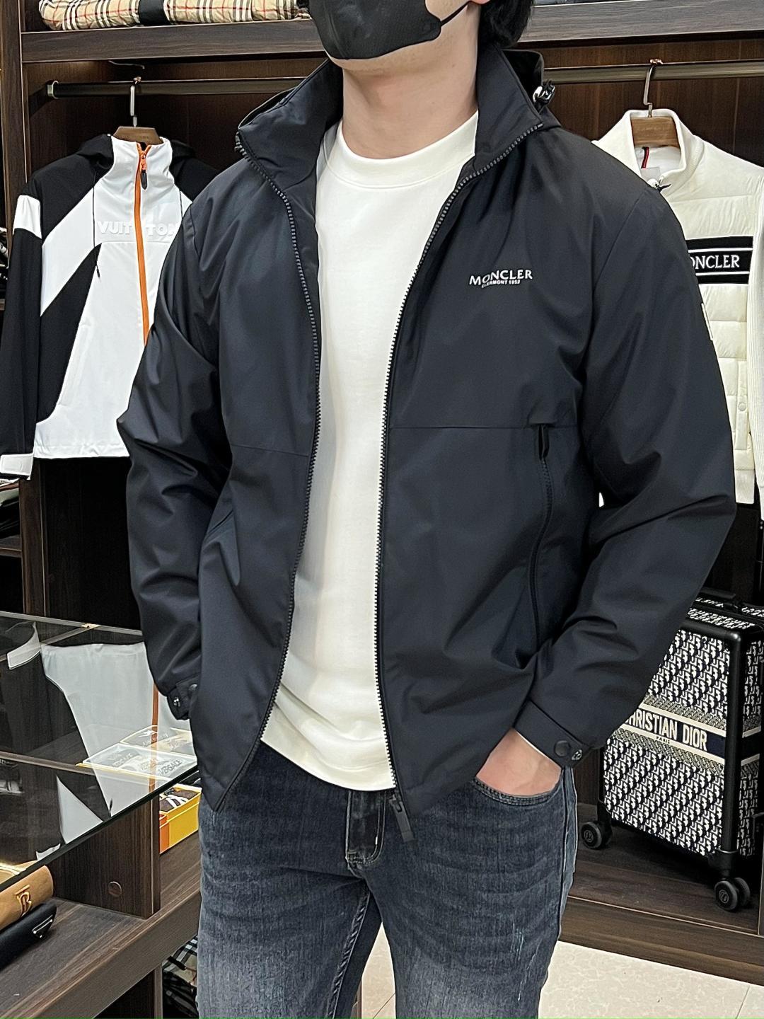 NO:531976,The main recommendation is Moncler 2025ss early autumn new style released a covert hooded jacket, a hot autumn style thin cotton jacket, a letter logo printed jacket, a comfortable and comfortable appearance, lazy and casual, combined with a clean and simple color scheme, it is particularly durable, suitable for daily wear~ launches sports items embellished with vitality printing!  Size M-3XL, complete three standards, shipped the next day, color black, new H2025 model first release, Moncler, jackets & coats, jackets & coats, hats, alexander wang19860909主推 Moncler 2025ss早秋新款发布蒙口连帽夹克外套,秋季爆款夹薄棉夹克外套,字母logo印花设计夹克外套,穿上就是舒适自在又显瘦的存在,慵懒而随性,结合干净简单的色系就特别耐看,适合日常穿着~倾情推出缀饰活力印花的运动单品！ 尺码M-3XL 三标齐全 隔天出货 颜色黑色 H2025新款首发,,Moncler,jackets & coats,jackets & coats,hats,alexander wang,Men's clothing