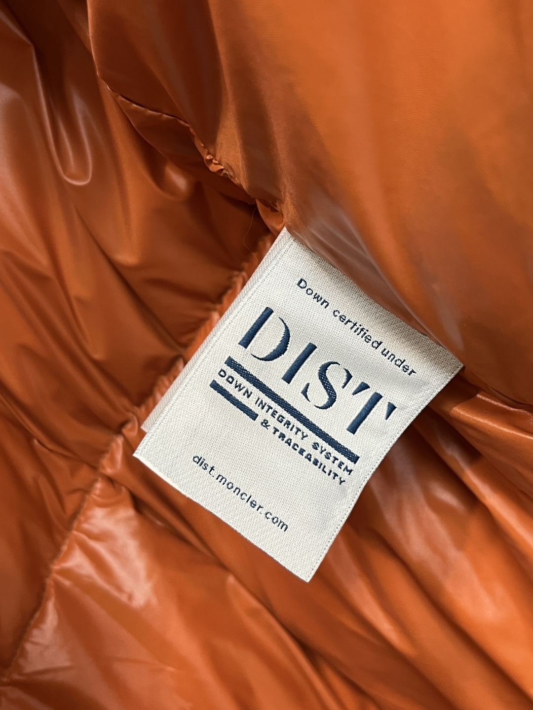 主推羽绒🌹Moncler 2025最新款时尚设计师款羽绒外套❤️蒙口连帽羽绒服，冬季顶级轻奢羽绒服，胸前