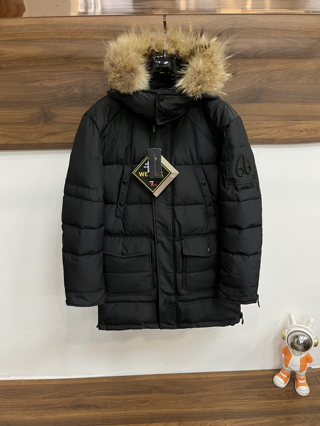 NO:652936,Mainly recommend down, scissors, popular down wolf fur collar hooded down, long down jacket, 90 white duck down filling!  Light luxury top casual down!  Size M-3XL H new winter style, down jacket, hats, alexander wang19860909主推羽绒 剪刀 爆款羽绒狼毛领连帽羽绒,长款羽绒服,90白鸭绒填充！轻奢顶级休闲羽绒！尺码M-3XL H冬季新款,,down jacket,hats,alexander wang,Men's clothing